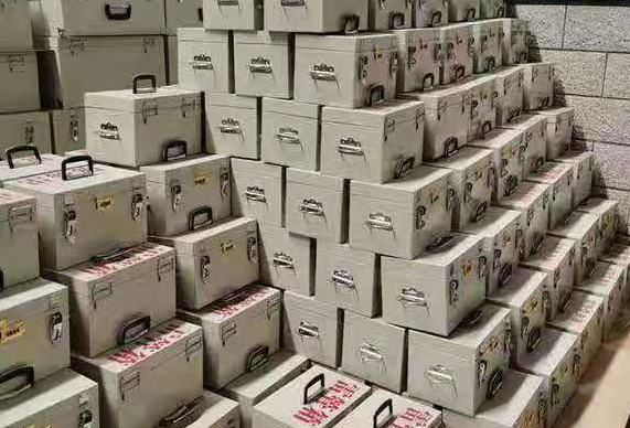 西区不同材质的雷管箱/炸药箱有什么区别?